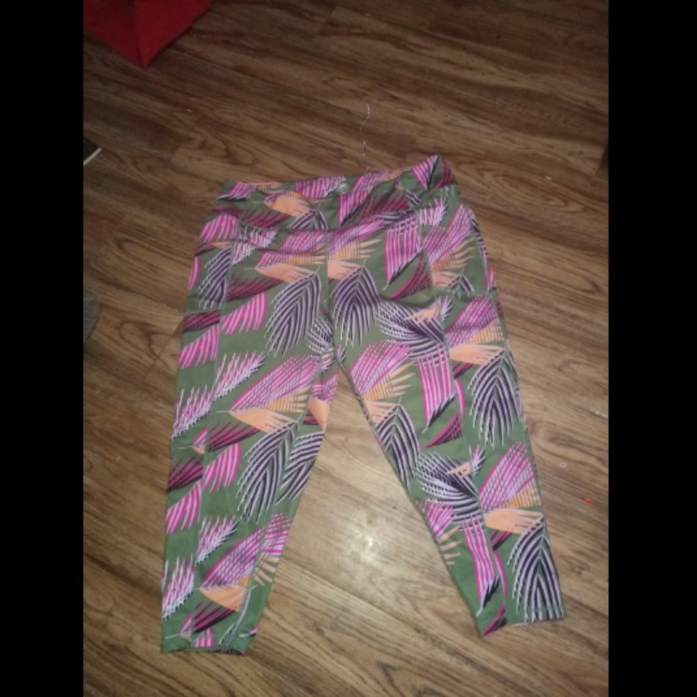Plus size capri leggings